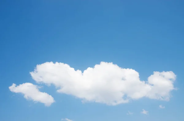 Nuvens Brancas Céu Azul — Fotografia de Stock