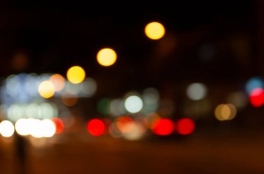 Gece şehrinin soyut mavi ışıkları