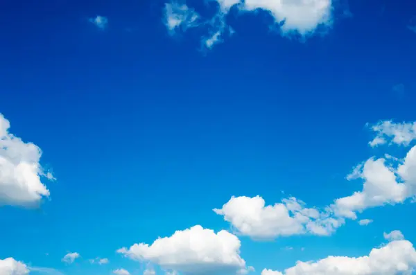 Синій Фон Неба Білими Хмарами Ліцензійні Стокові Фото