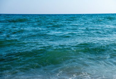 Mavi deniz suyu arka plan dokusu