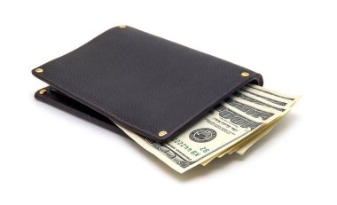 Para dolu cüzdan beyaz arka planda