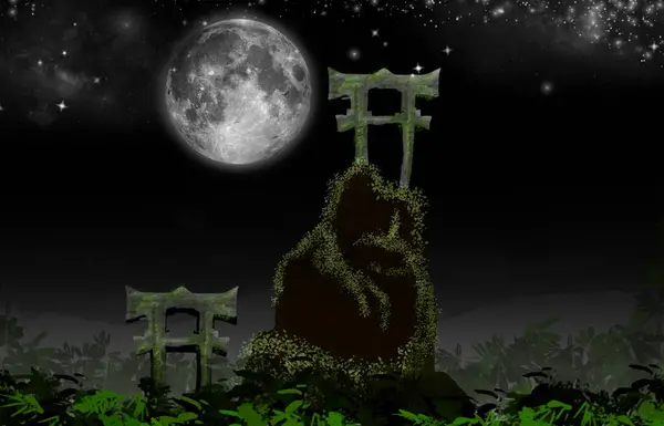 Kadim taş torii kapısı, arka planda dolunay olan bir ormandaki bir tepenin üzerinde duruyor.