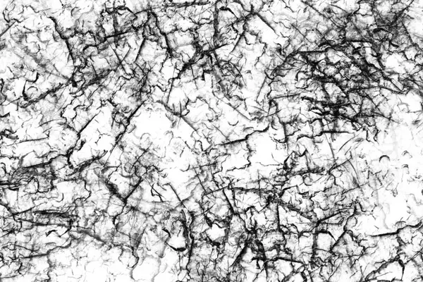 Büyüleyici bir soyut tasarım oluşturan karmaşık çatlaklar ağı, arka planlar ve sanatsal projeler için mükemmel