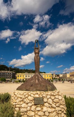 ZAKYNTHOS, GREECE - 21 Eylül 2022: Yunanistan İyon Adaları Zante veya Dionysios Solomos Meydanı 'ndaki 