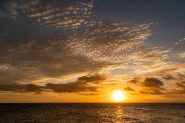 Vacker Solnedgång Ett Hav Medelhavets Kust Norra Israel — Stockfoto