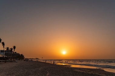 Gambiya, Afrika 'da Kota' da sahil gün batımı
