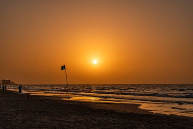 Gambiya, Afrika 'da Kota' da sahil gün batımı