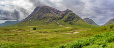 İskoçya İskoçya 'daki Glencoe' nun etrafını geziyor.