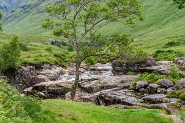 İskoçya İskoçya 'daki Glencoe' nun etrafını geziyor.