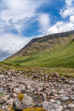 İskoçya İskoçya 'daki Glencoe' nun etrafını geziyor.