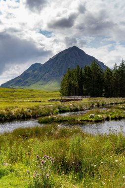 İskoçya İskoçya 'daki Glencoe' nun etrafını geziyor.