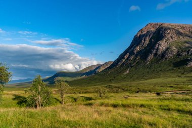 İskoçya İskoçya 'daki Glencoe' nun etrafını geziyor.
