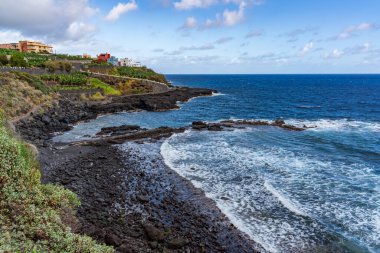 Kanarya Adaları ve Cape Verde 'nin etrafını gezer