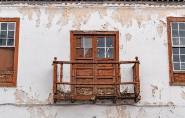 Kanarya Adaları ve Cape Verde 'nin etrafını gezer