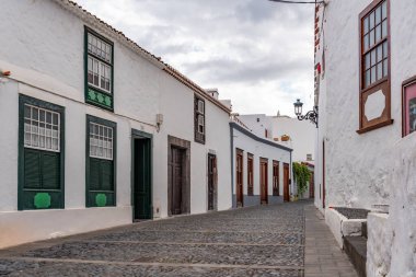 SantoAnto çevresindeki manzaralar bir Cape Verde Adası