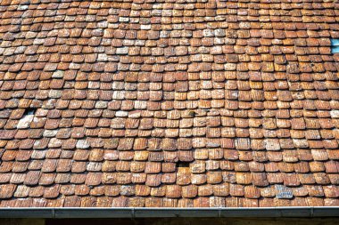 Alsace, Fransa 'da Clay Shingles Çatıda