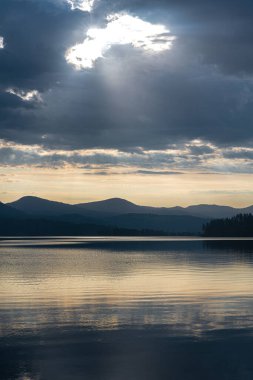 Idaho 'daki Heyburn Eyalet Parkı' nda Chatcolet Gölü