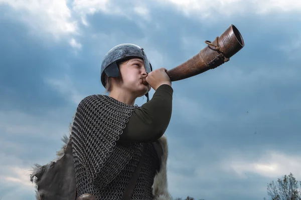 Soldatin Der Mittelalterlichen Armee Frauenporträt Bild Eines Mittelalterlichen Kriegers Schöne — Stockfoto