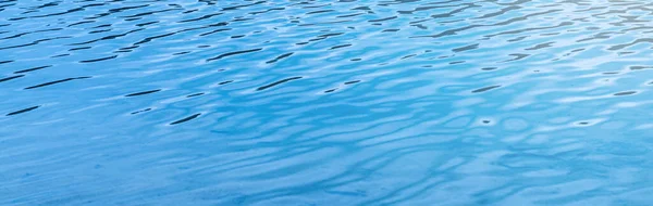 Havsyta Blå Vattenstruktur Närbild Blå Vattenytan Vid Djupa Havet Banderolldesign — Stockfoto