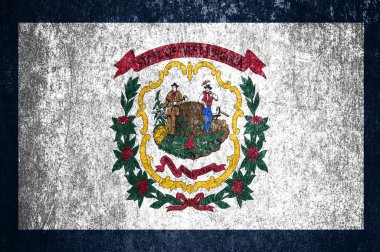 Batı Virginia grunge eyalet bayrağının yakın çekimi. Metal bir yüzey üzerinde kirli Batı Virginia bayrağı.