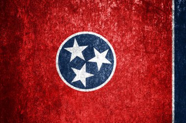 Grunge Tennessee eyalet bayrağının yakın çekimi. Metal bir yüzeyde kirli Tennessee bayrağı.