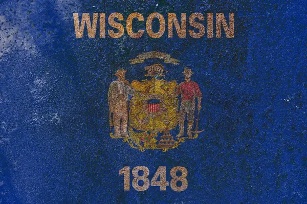 Wisconsin Eyalet Bayrağı. Paslı metal yüzeyinde kirli Wisconsin bayrağı. Paslı metal dokusu 