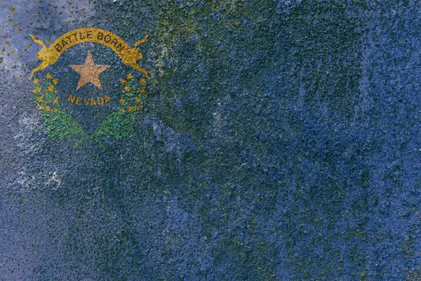 Nevada Eyalet Bayrağı. Paslı metal yüzeyinde kirli Nevada bayrağı. Paslı metal dokusu 