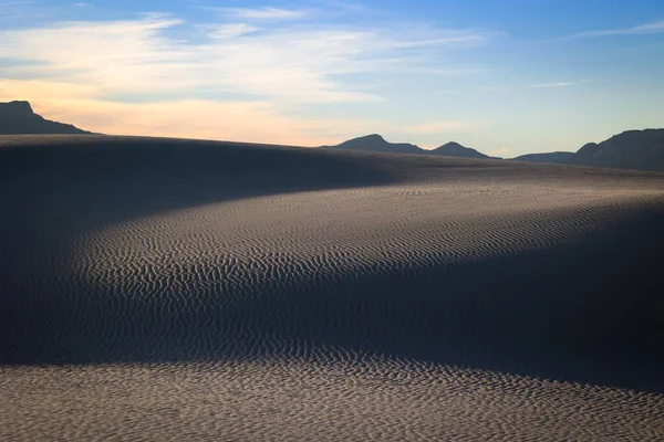 Sombras Começam Aparecer Quando Sol Põe Parque Nacional White Sands — Fotografia de Stock