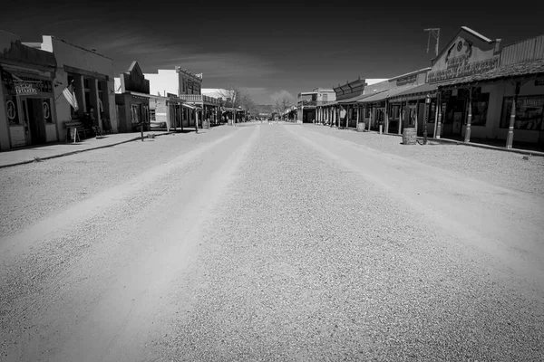 现在安静的艾伦街 旧西部最暴力的地方之一 亚利桑那州的墓碑镇 — 图库照片