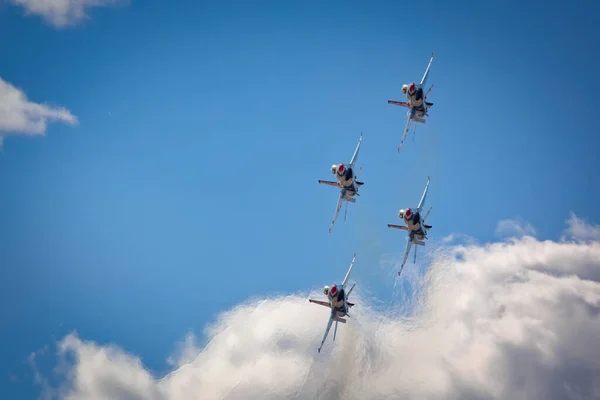 Gli Air Force Thunderbirds Esibiscono 2023 Thunder Lightning Arizona Tucson — Foto Stock
