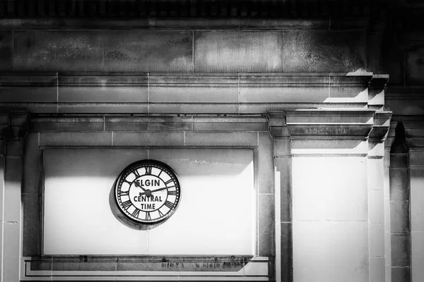 Годинник Зовнішній Стіні Станції Юніон Центрі Чикаго Штат Іллінойс — стокове фото