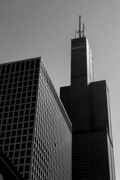 かつてはシアーズタワーだったウィリスタワーは 25年近くにわたって世界で最も高い建物であり イリノイ州シカゴにあります — ストック写真