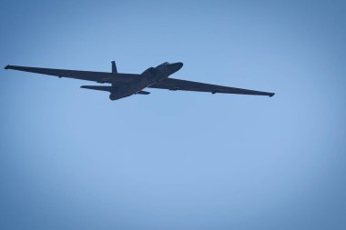 Soğuk Savaş dönemi ve hala kullanımda olan U-2 Dragonlady casus uçağı Miramar, California 'da Amerika' nın 2023 sayılı hava gösterisine katıldı..