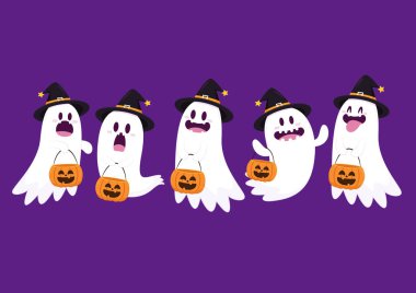 Cadılar Bayramı 'nda şeker mi şaka mı için balkabağı sepeti taşıyan şirin bir hayalet. Tuhaf, ürkünç, yuhalama karakteri. Gülen surat ifadeli hayalet. İzole çocuklar düz vektör çizimi.