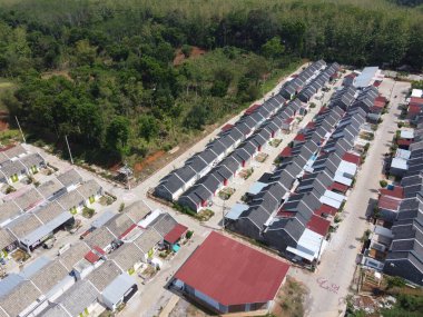 Merkezi Cava 'da ikamet alanı olarak orta ekonomiye sahip Endonezyalılar için ucuz ve sübvansiyonlu konut alanı