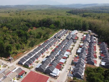 Merkezi Cava 'da ikamet alanı olarak orta ekonomiye sahip Endonezyalılar için ucuz ve sübvansiyonlu konut alanı