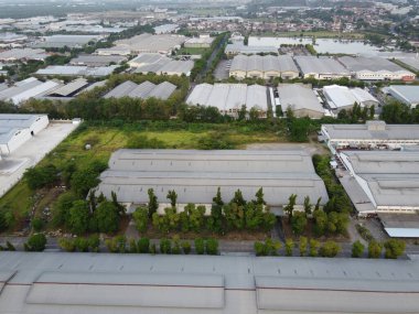 Endonezya devleti tarafından yönetilen bir sanayi bölgesinin hava manzarasının ihtişamı