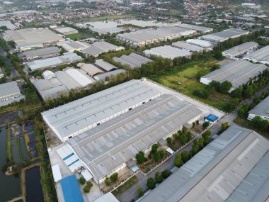 Endonezya devleti tarafından yönetilen bir sanayi bölgesinin hava manzarasının ihtişamı