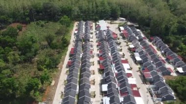 Endonezya 'da ikamet alanı olarak orta ekonomiyi kullanan Endonezyalılar için ucuz ve sübvansiyonlu konut alanları