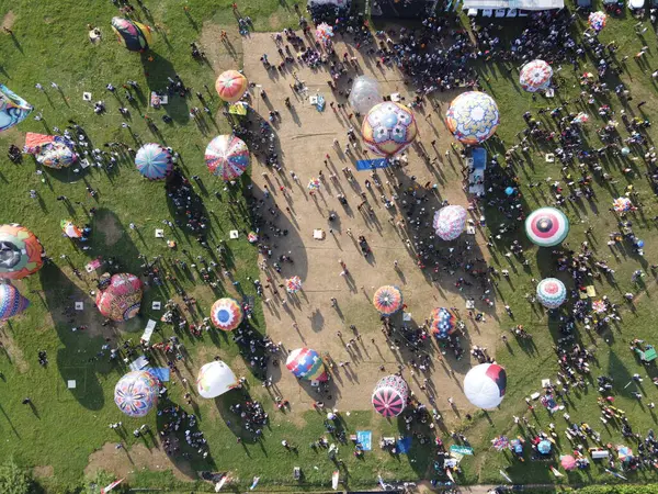 Pekalongan sıcak hava balonu festivali, Trkiye 'deki CAPPADOCIA festivalini taklit eden kültürel bir etkinliktir.