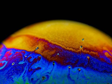 Makro fotoğrafçılığın güzelliği renkli gökkuşağı kabarcıkları köpük sabun köpükleri