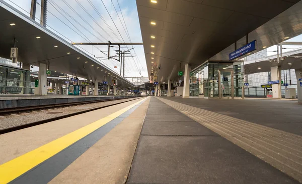 stock image Vienna, Austria - November 28th 2022 - Empty platforms at Vienna main station on the day of the strike