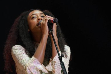 Rio de Janeiro, 8 Eylül 2022. Şarkıcı Corinne Bailey Rae, Rio 'daki Rock' ta bir konser sırasında, Rio de Janeiro şehrinde.