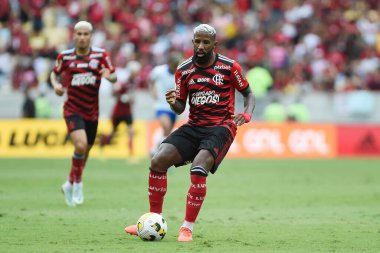 Rio de Janeiro, Brezilya, 12 Kasım 2022. Flamengo takımından futbolcu Rodinei, Flamengo x Ava maçı sırasında, Brezilya Şampiyonası için, Maracan Stadyumu 'nda.