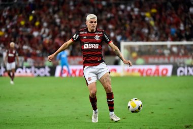 Rio de Janeiro, Brezilya, 19 Ekim 2022. Flamengo takımından futbolcu Ayrton Lucas, Flamengo x Corinthians maçı sırasında, Brezilya 'nın son kupası için, Maracana Stadyumu' nda.