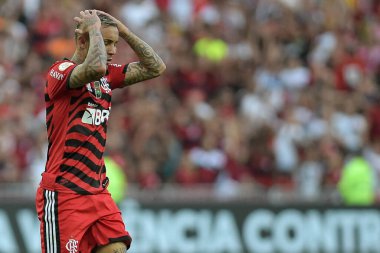 Rio de Janeiro, Brezilya, 14 Ağustos 2022 Flamengo takımından Everton Cebolinha, Maracan Stadyumu 'ndaki Athletico-PR maçında.