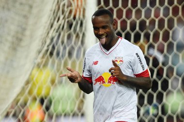 Rio de Janeiro, Brezilya, 1 Ekim 2022. Bragantino takımından futbolcu Helinho, Brezilya 'nın Maracan Stadyumu' nda oynanan Flamengo x Bragantino maçında golünü kutluyor..