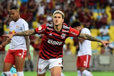 Rio de Janeiro, Brezilya, 1 Ekim 2022. Flamengo takımından futbolcu Pedro, Brezilya 'nın Maracan Stadyumu' nda oynanan Flamengo x Bragantino maçında golünü kutluyor..