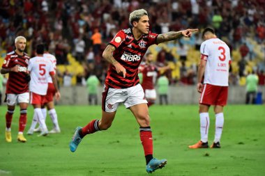 Rio de Janeiro, Brezilya, 1 Ekim 2022. Flamengo takımından futbolcu Pedro, Brezilya 'nın Maracan Stadyumu' nda oynanan Flamengo x Bragantino maçında golünü kutluyor..