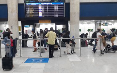 Rio de Janeiro, Brezilya, 10 Mayıs 2022. Rio de Janeiro şehir merkezindeki Santos Dumont havaalanı teslimat alanı.